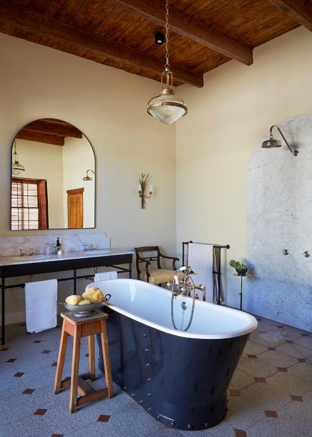 Jonkmanshof - 30 Bath Bed and Breakfast Montagu Exteriör bild